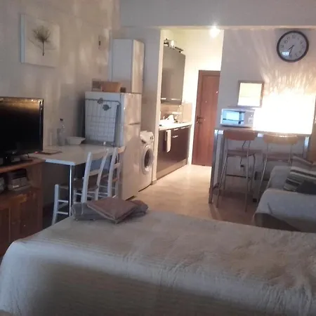 Διαμέρισμα Direct Stadem Second Floor *